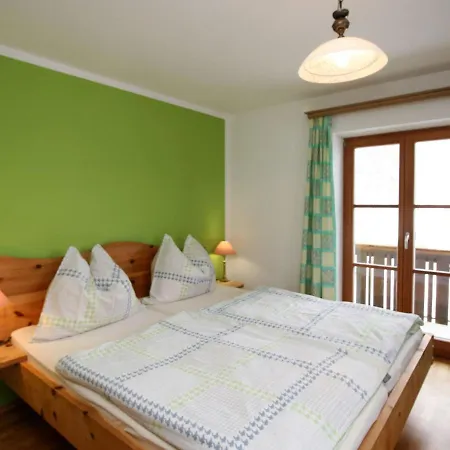 Schoenhart By Interhome Lippbauer