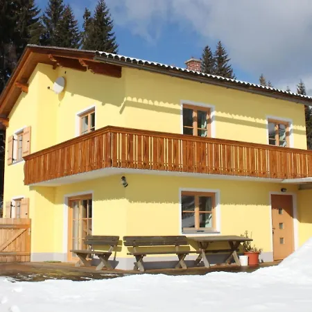 Schoenhart By Interhome * Lippbauer