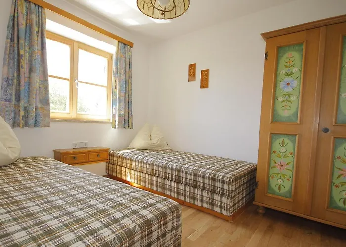 Schoenhart By Interhome בית נופש