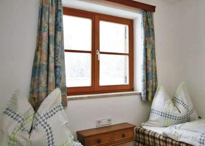 בית נופש Schoenhart By Interhome Lippbauer