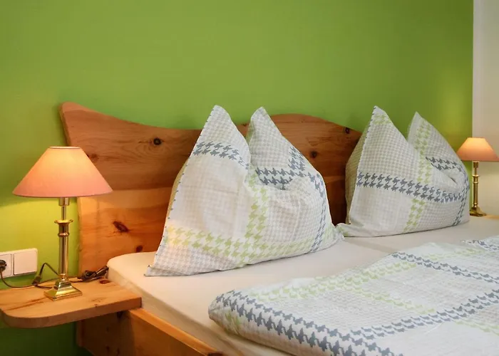 בית נופש Schoenhart By Interhome *