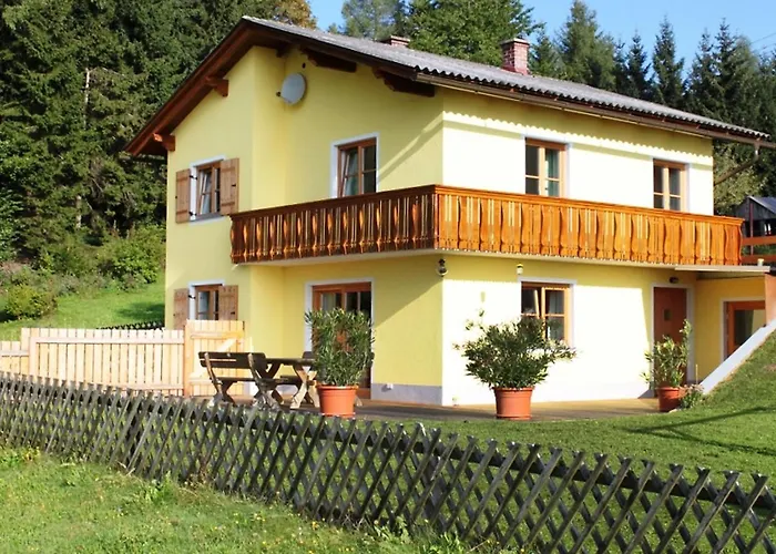 Schoenhart By Interhome בית נופש *